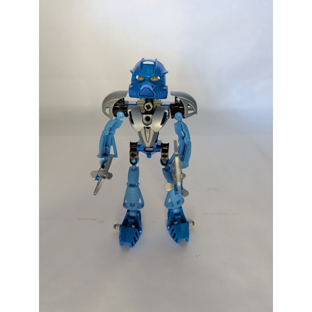 LEGO Bionicle Toa Nuva 8570 Gali Nuva 100% Complete